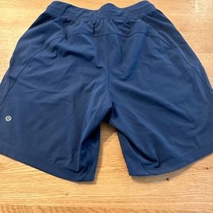 Lululemon shorts 9 inch